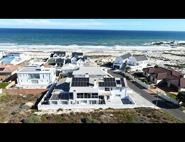 5 BEDROOM HOUSE FOR SALE IN PEARL BAY